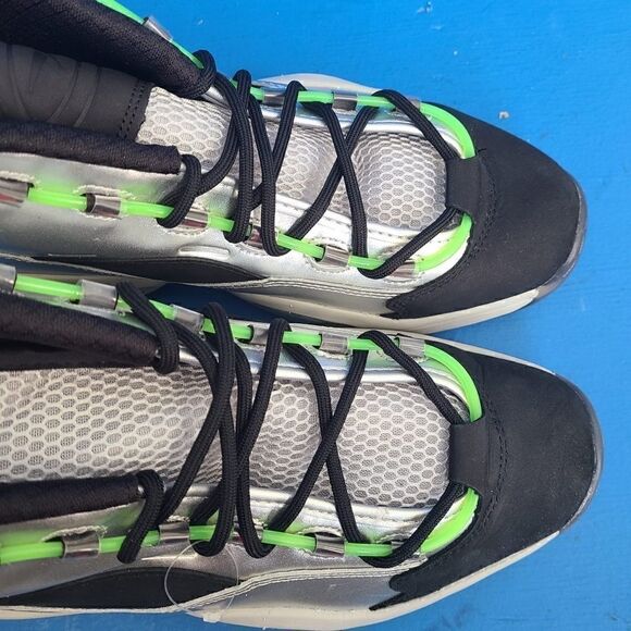 Reebok Question Mid Men’s many sizes available - Picture 8 of 9